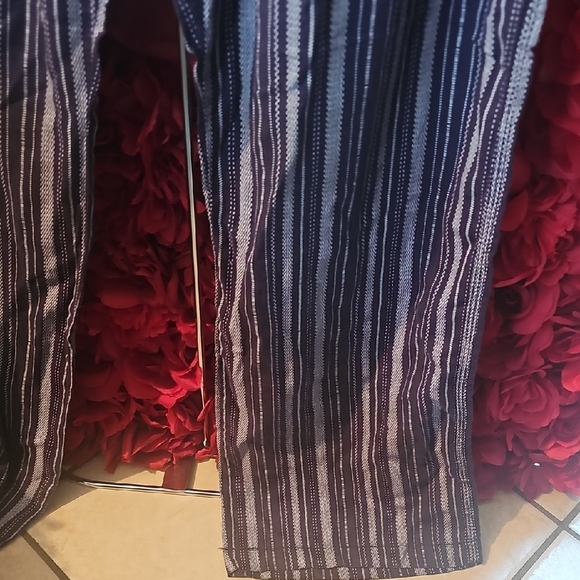 SO NWT Women's Blue and White Pants with Relaxed Fit Size Large - Picture 2 of 10